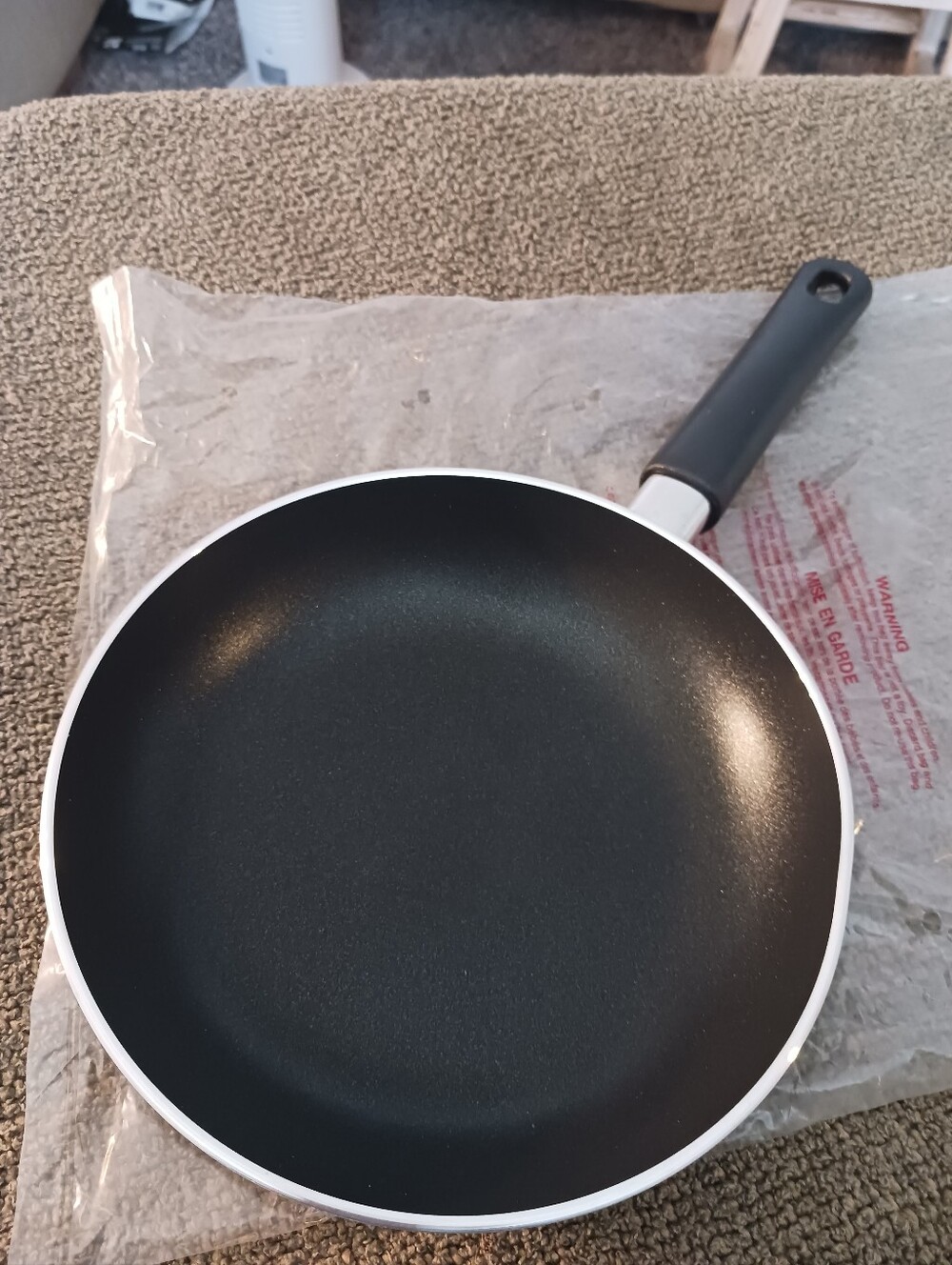 RETIRED - Pampered Chef - New - 8 Inch Saute Pan